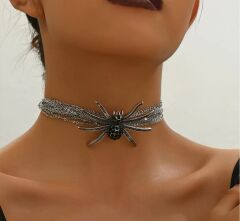 Donna Katman Zincir Yaka Gotik Örümcek Kolye Modeli