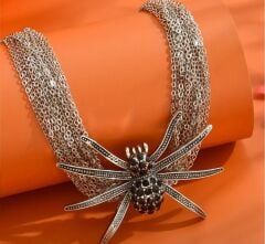 Donna Katman Zincir Yaka Gotik Örümcek Kolye Modeli