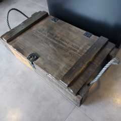 67x37x17 cm Siyah Dekoratif Sandık