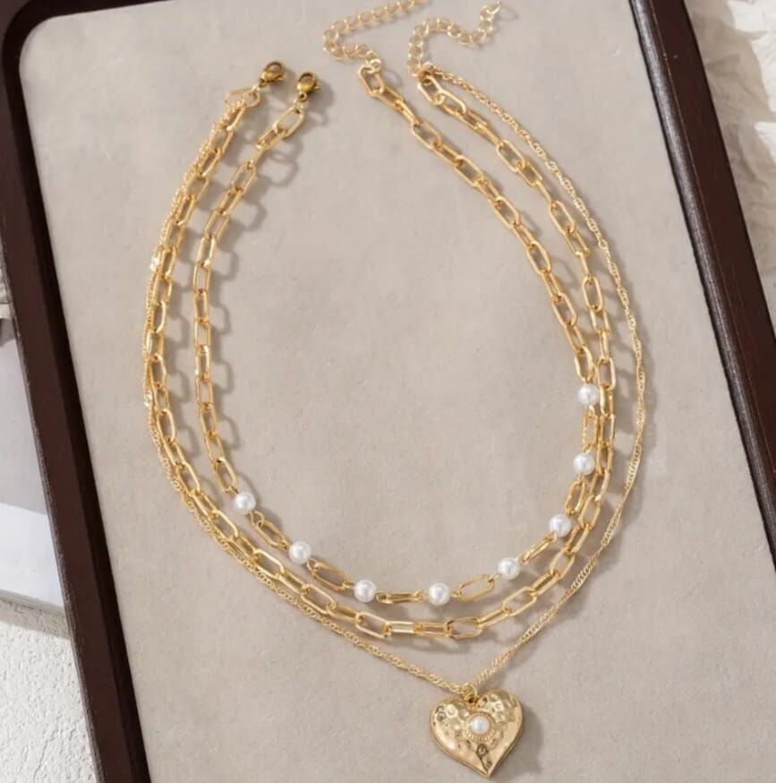 Donna  Gold Renk İnci Boncuklu Sevgi Kolyesi