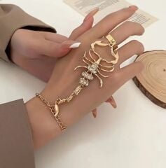 Donna Gümüş Renk Rhinestone Süslemeli Alaşım Akrep El Zinciri
