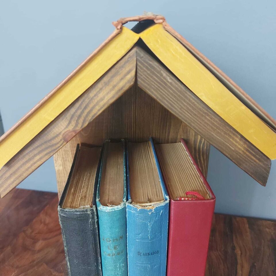 Ahşap Kitap Organizer Modeli-1