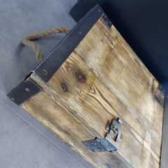 46x37x15 cm Metal Köşeli Ahşap Modeli