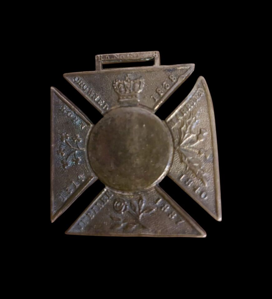 3.5x3.5 cm. 1887 Kraliçe Victoria Taç Giyme Yıldönümü Metal Madalyon
